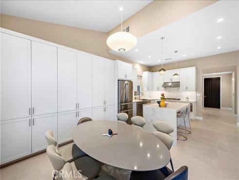 103 Winnett , Irvine, CA