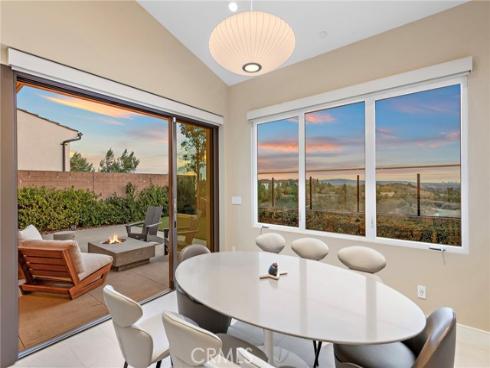 103 Winnett , Irvine, CA