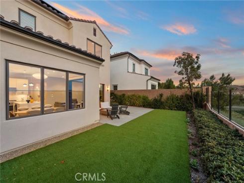 103 Winnett , Irvine, CA