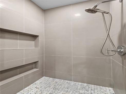 103 Winnett , Irvine, CA