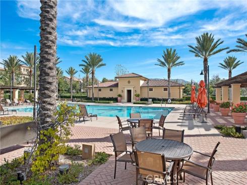 103 Winnett , Irvine, CA