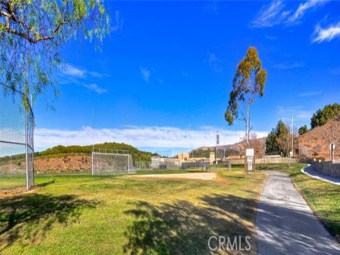 103 Winnett , Irvine, CA