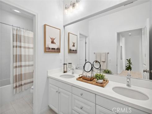 84 Bianco , Irvine, CA