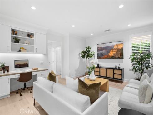 84 Bianco , Irvine, CA