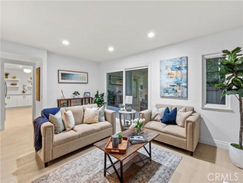 30 Yorktown , Irvine, CA