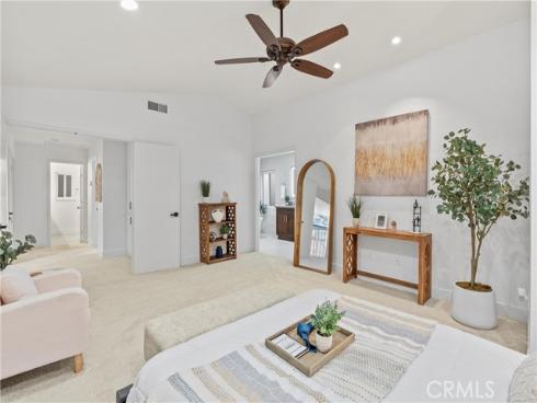 30 Yorktown , Irvine, CA