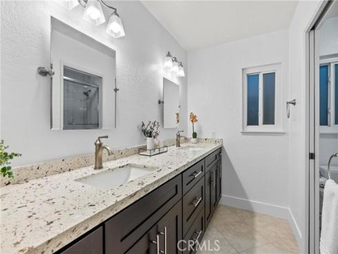 30 Yorktown , Irvine, CA