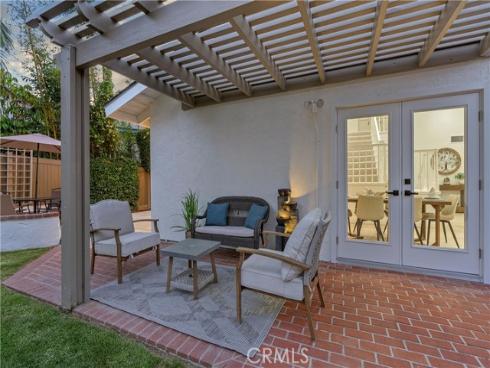 30 Yorktown , Irvine, CA