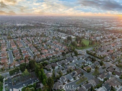 30 Yorktown , Irvine, CA