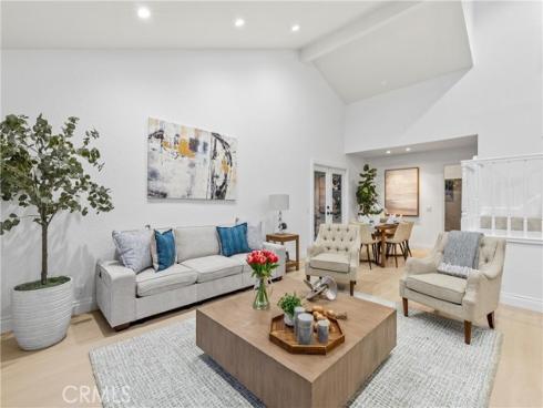 30 Yorktown , Irvine, CA