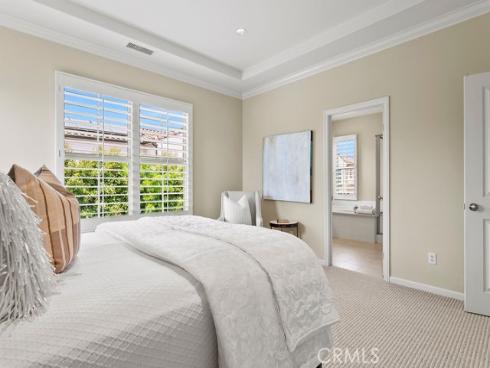 56  Marblehead  , Irvine, CA