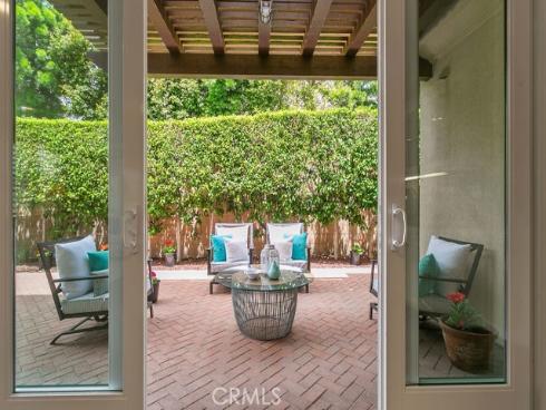 56  Marblehead  , Irvine, CA