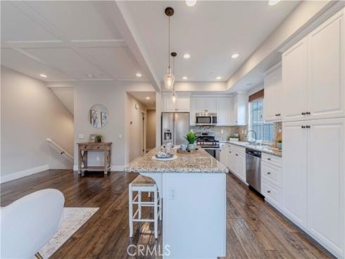 140 Full Moon , Irvine, CA