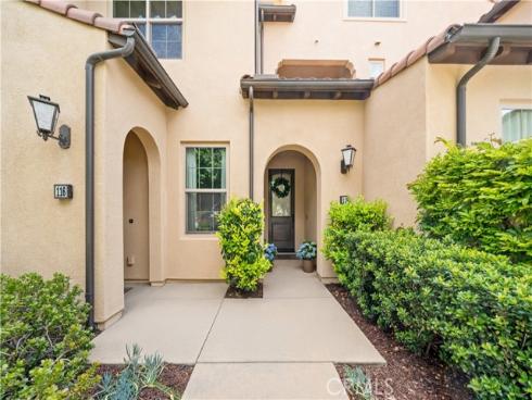 118 Outwest , Irvine, CA