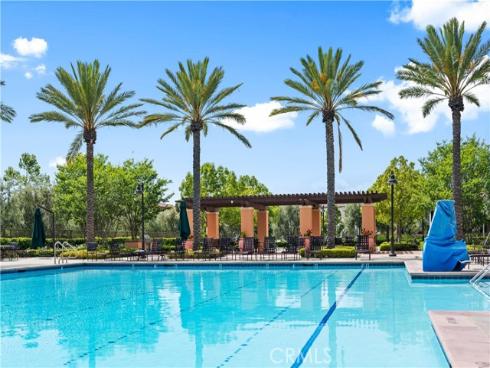 118 Outwest , Irvine, CA