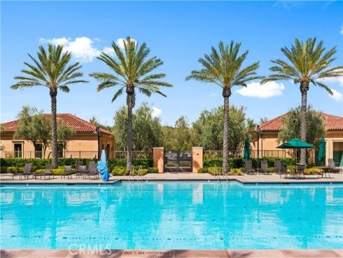 118 Outwest , Irvine, CA