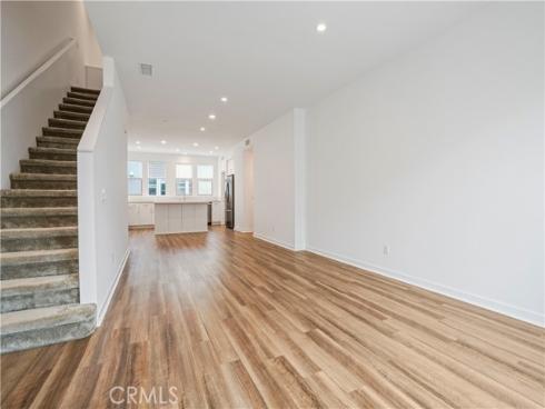 304  Placemark  , Irvine, CA