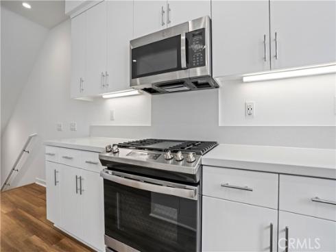 304  Placemark  , Irvine, CA