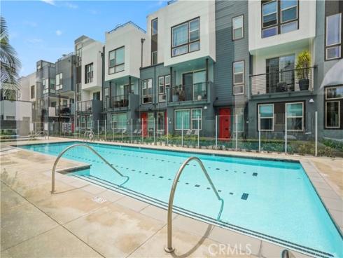 304  Placemark  , Irvine, CA