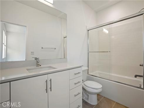 304  Placemark  , Irvine, CA