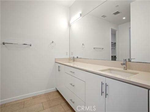 304  Placemark  , Irvine, CA