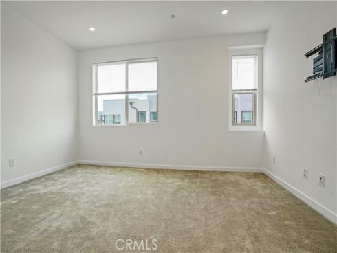 304  Placemark  , Irvine, CA