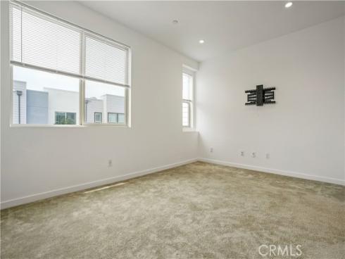 304  Placemark  , Irvine, CA