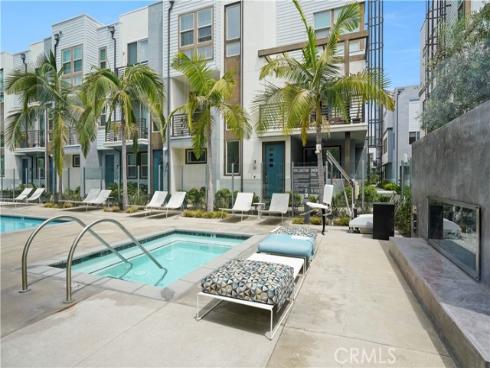 304  Placemark  , Irvine, CA