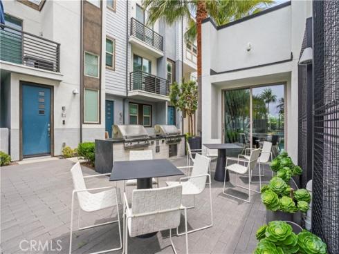 304  Placemark  , Irvine, CA