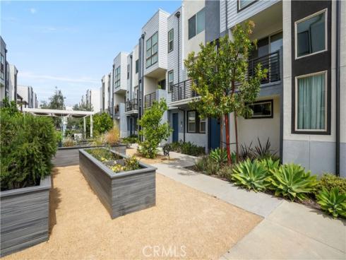 304  Placemark  , Irvine, CA