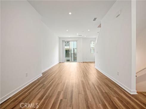 304  Placemark  , Irvine, CA