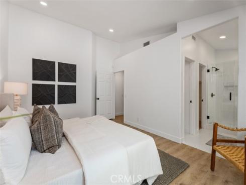 8 Galanto , Irvine, CA