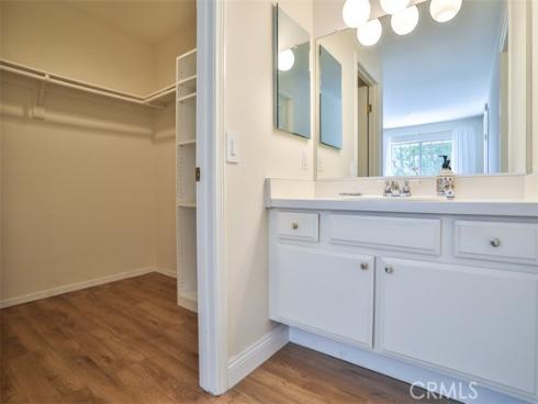 111  Greenfield  , Irvine, CA