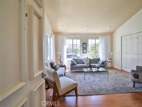 111  Greenfield  , Irvine, CA