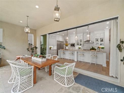 208 Radial , Irvine, CA