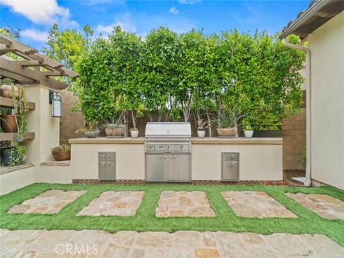 208 Radial , Irvine, CA