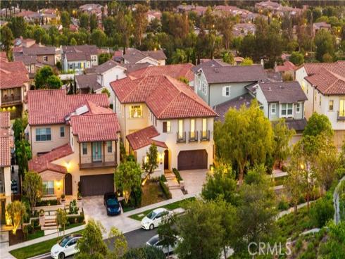 89  Parson Brown  , Irvine, CA