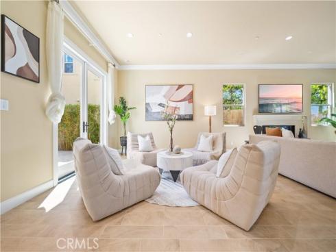 89  Parson Brown  , Irvine, CA