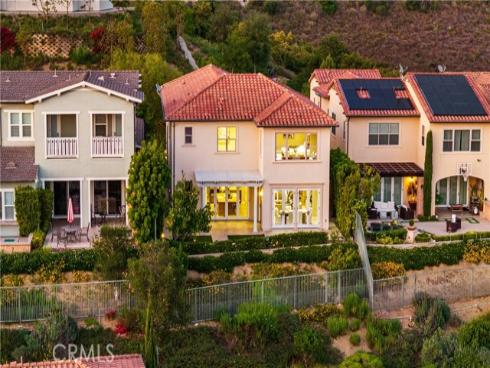 89  Parson Brown  , Irvine, CA