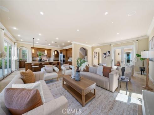 89  Parson Brown  , Irvine, CA