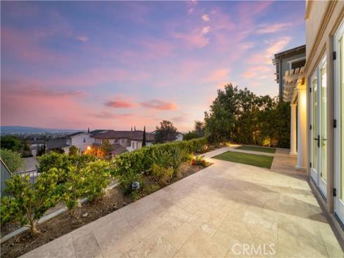 89  Parson Brown  , Irvine, CA