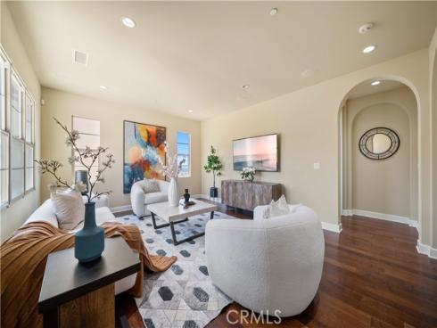 89  Parson Brown  , Irvine, CA