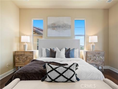 89  Parson Brown  , Irvine, CA