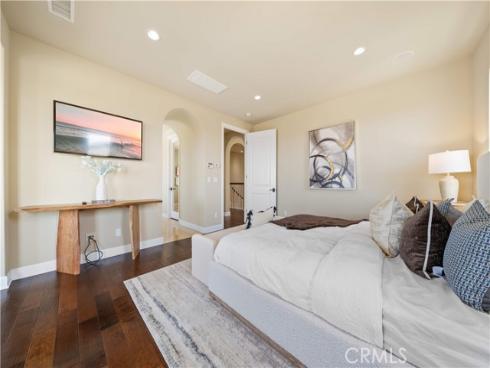 89  Parson Brown  , Irvine, CA