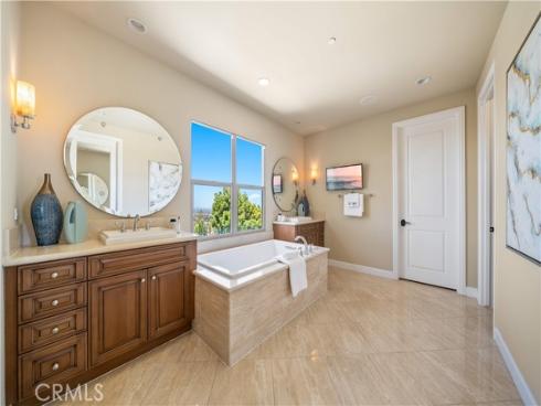 89  Parson Brown  , Irvine, CA