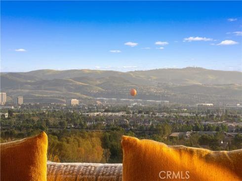 89  Parson Brown  , Irvine, CA