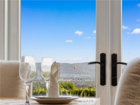 89  Parson Brown  , Irvine, CA