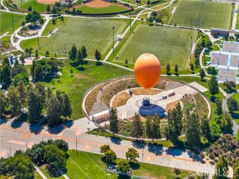 89  Parson Brown  , Irvine, CA