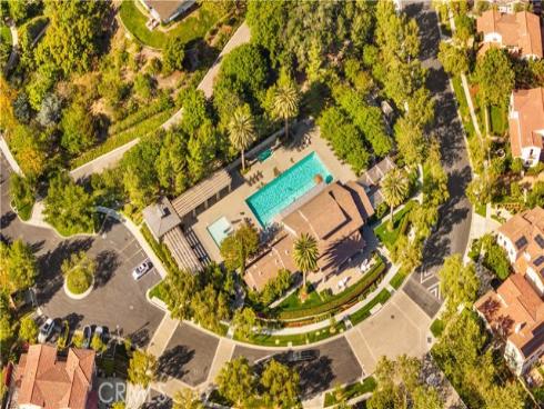 89  Parson Brown  , Irvine, CA