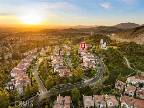 89  Parson Brown  , Irvine, CA